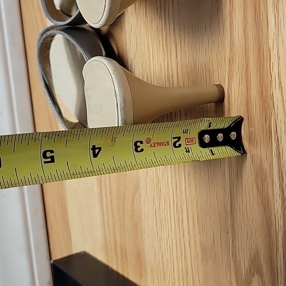 Donald J Pliner Couture Leather Slides Gray Heels Sandals Size 9 Women's - Picture 6 of 10